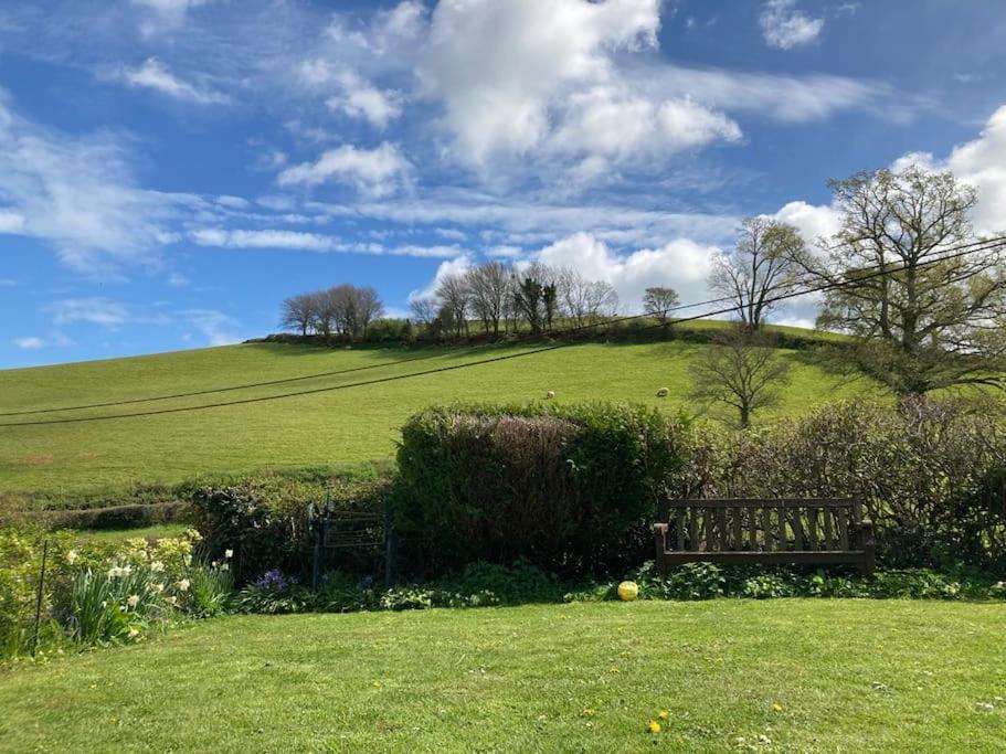 Charming Countryside Cottage Ground Floor Apartment In Combeinteignhead Devon Bishopsteignton Kültér fotó